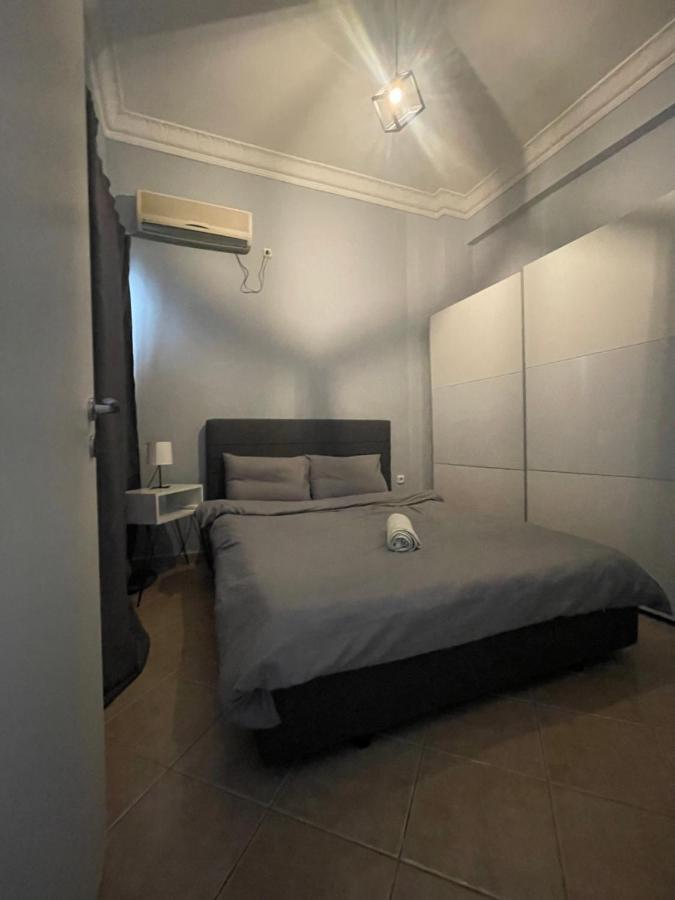 Nikea Apartment Near Piraeus Port And Metro St II Kültér fotó